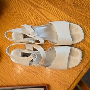 White Sandals -used